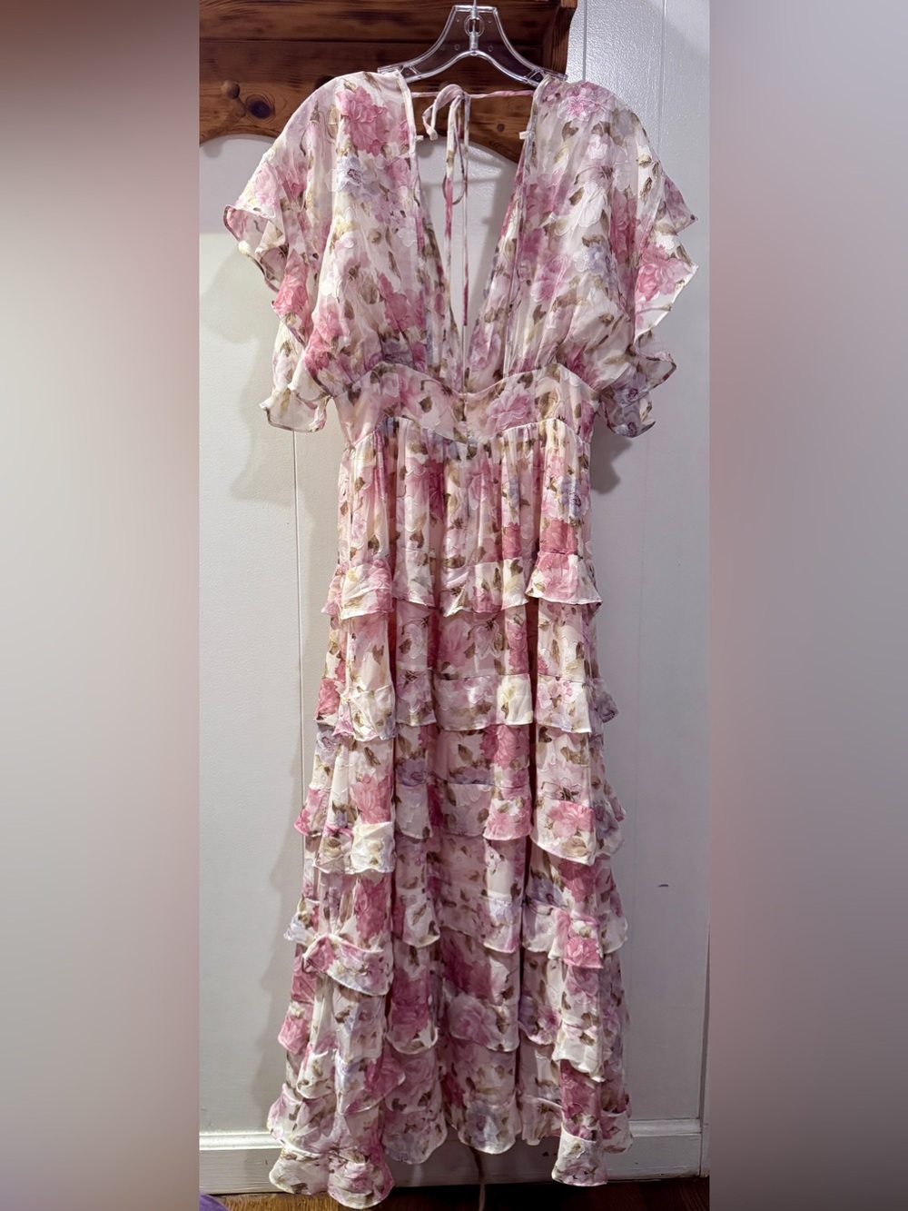 Storia Pink Floral Tiered Maxi Dress with Deep V - Picture 8 of 9